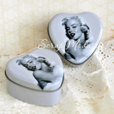 Металлическая коробочка для хранение Marilyn Monroe 37, форма Сердечко, размер 75х75 мм., высота 36 мм., цена за 1 шт.